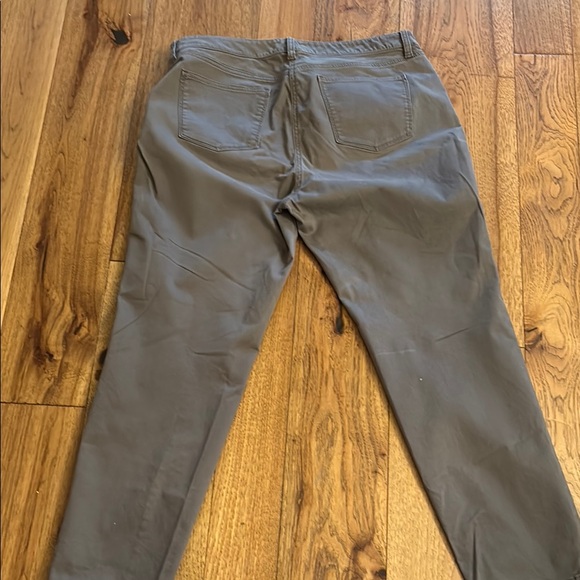 Women's Gray Jeans size 14 - Picture 2 of 5